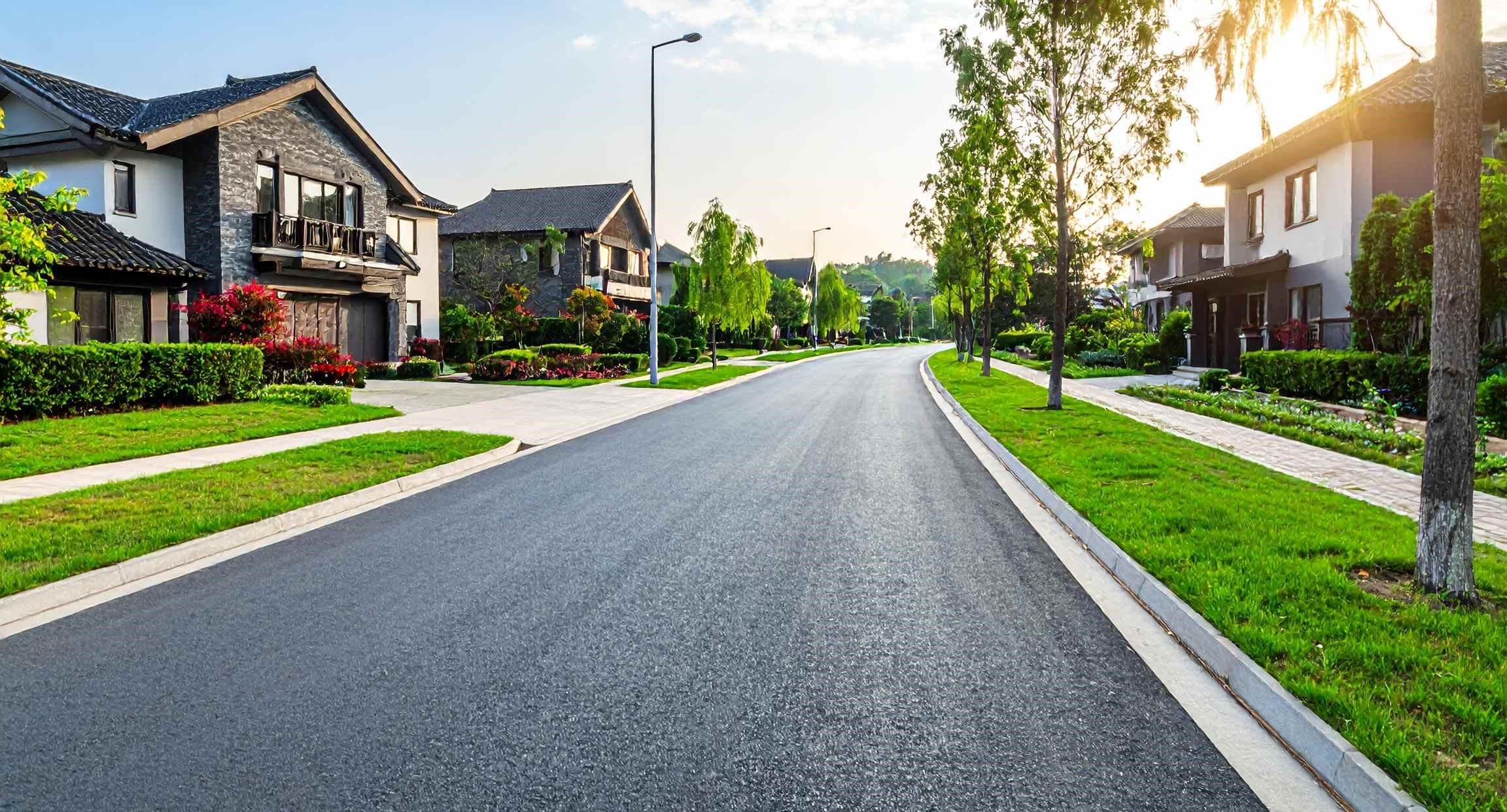 Read more about the article Protect Your Driveway with Expert Driveway Sealcoating